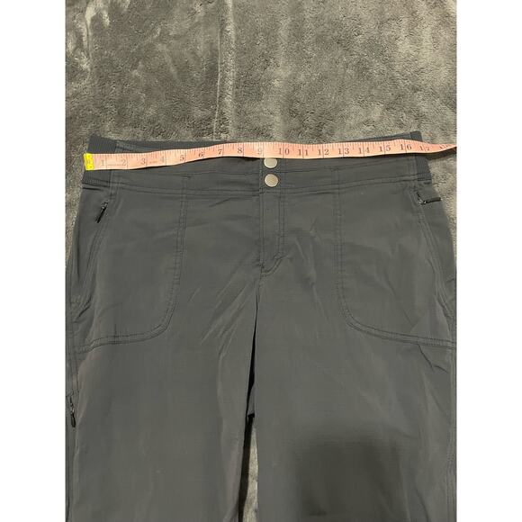 Athleta Trekkie Capri Pants Black Ripstop Cargo Utility Hiking Camp Sz 12 - Picture 9 of 12
